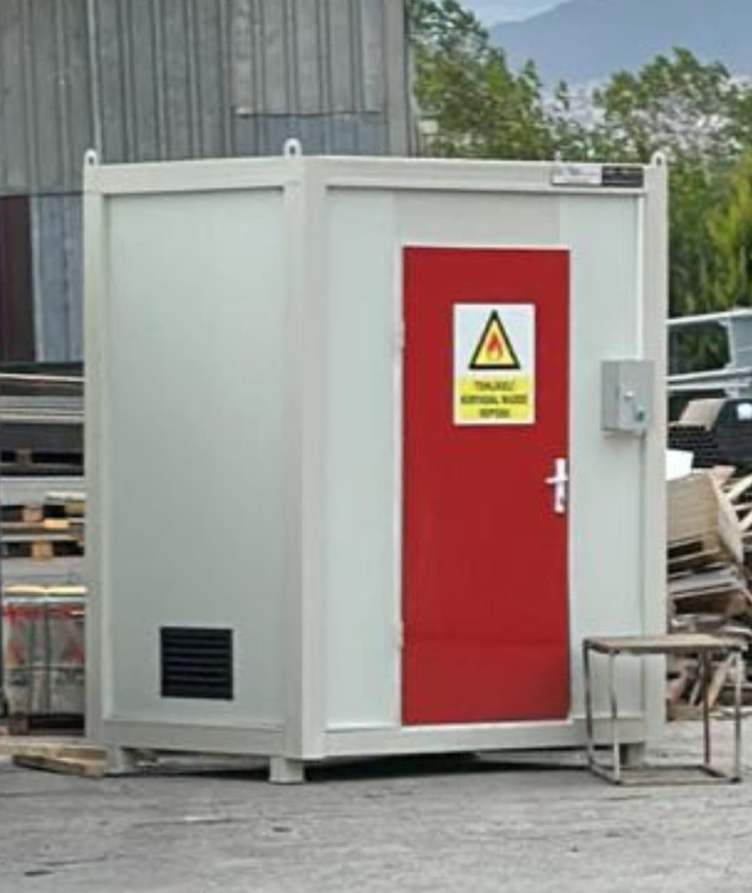 Evsel Atık Konteyner